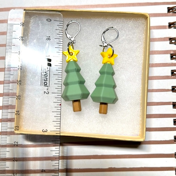 3D printed plastic Christmas tree earrings New - Picture 2 of 2